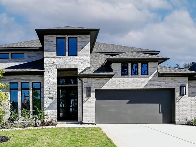111 Brewer ST