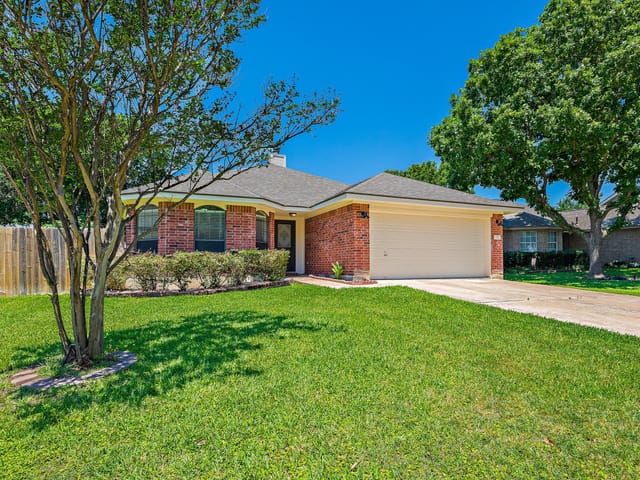 111 Stephen LN