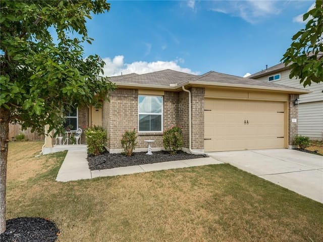 112 Hawkins CT