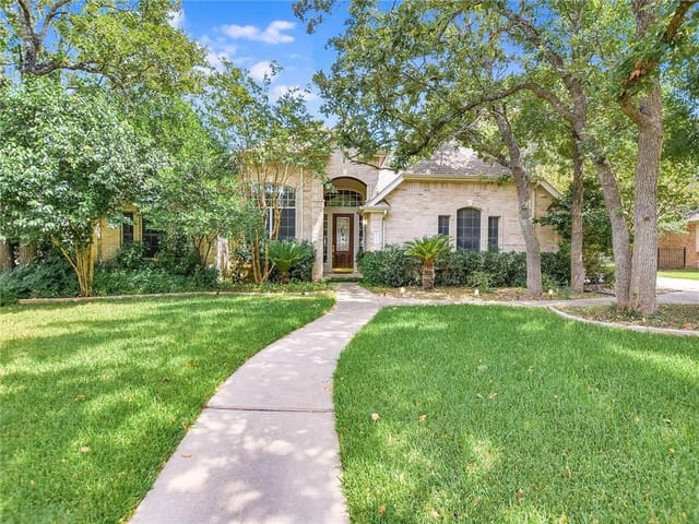 113 Brentwood DR