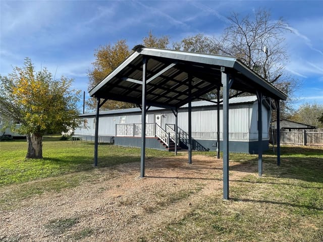 113  Elizabeth Dr