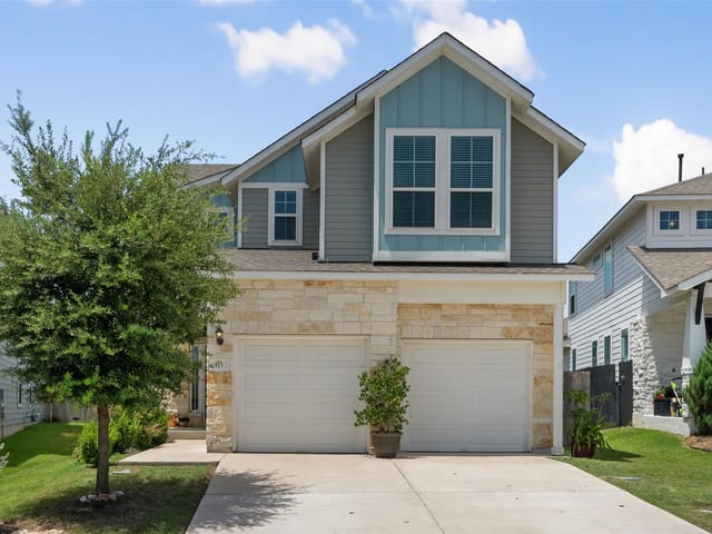 113 Oakstone Dr