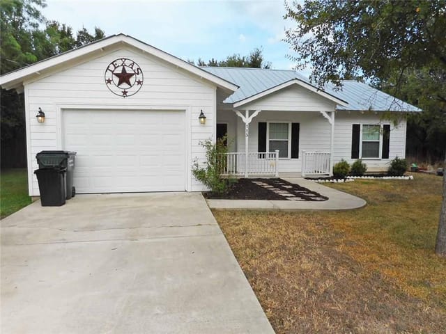 115 Pohakuloa DR