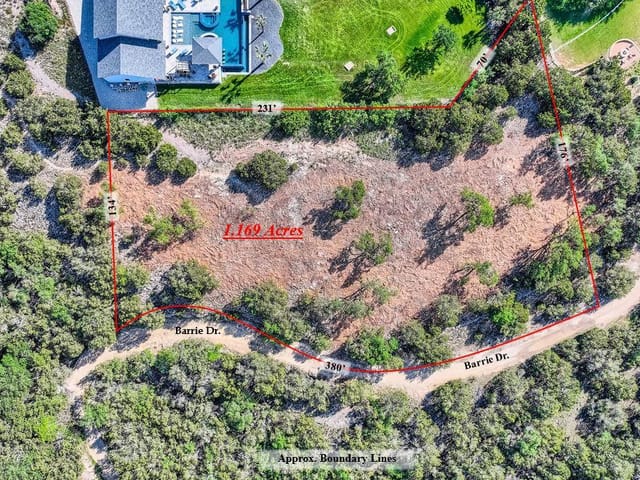 1155 Barrie Dr