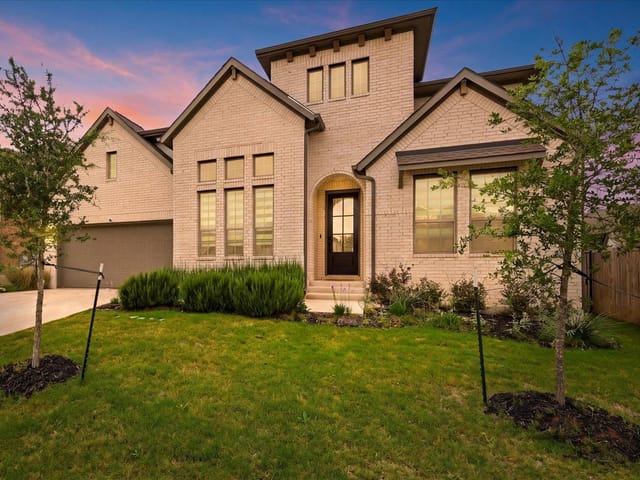 117 Peacevine LN