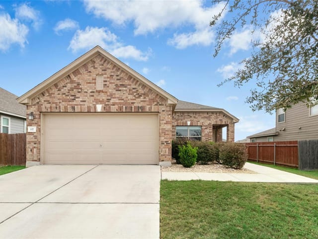117  Schuylerville Dr
