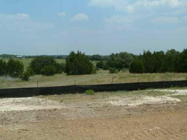 118 Stable Oaks DR
