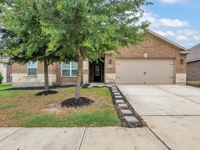 1181 Violet Ln