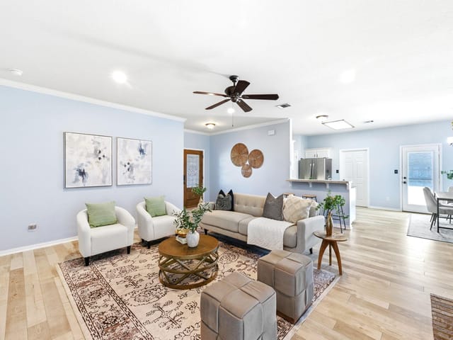 119 Brazos DR