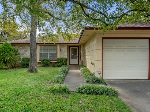 11902 Hardwood Trl