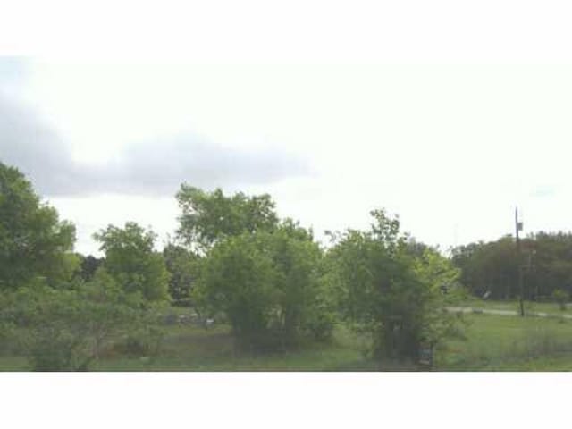 1208 S Bagdad RD