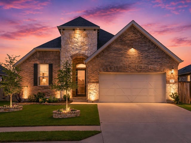 121 Shagbark TRL