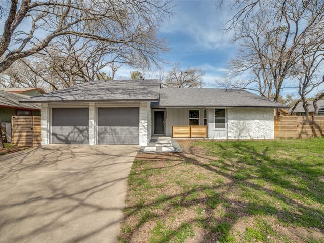 12209 Waxwing Cir