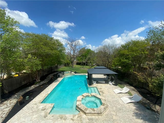 12626 Pony Ln