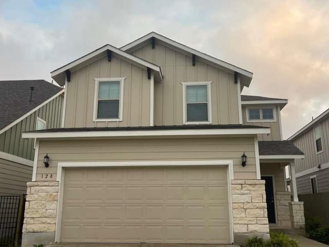 128 BANYON DR