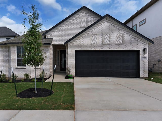 1300 Snowdrop DR