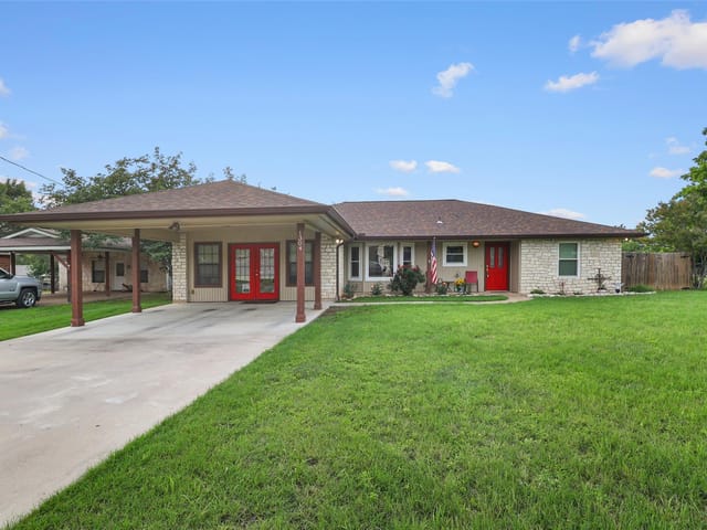 1304 Sunset Dr