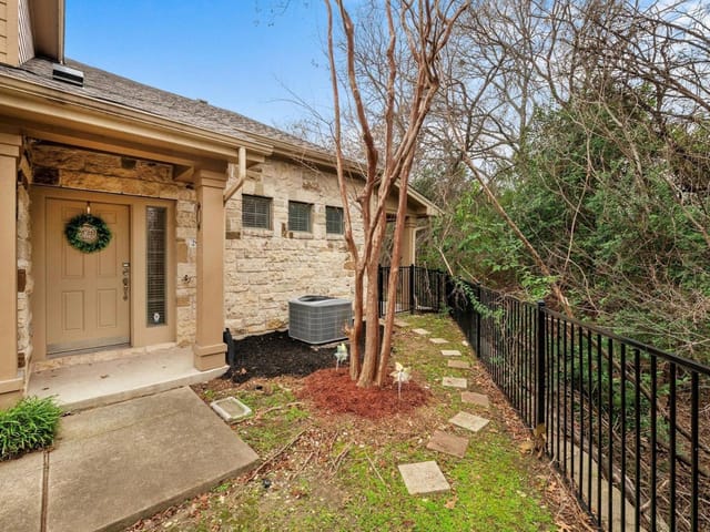1310 W Parmer Ln Unit #2903