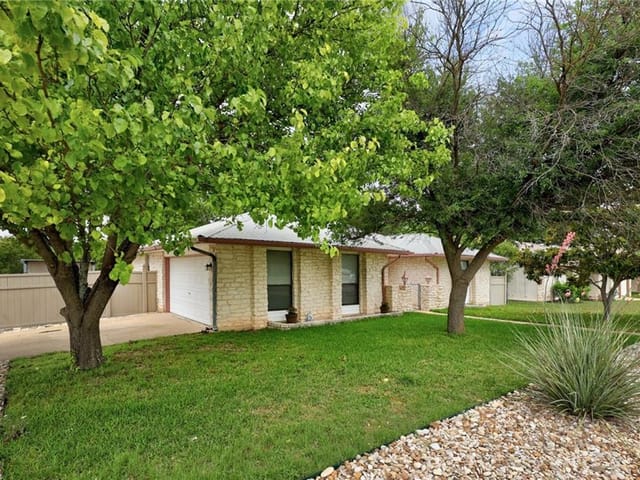 13108 Lamplight Village Ave