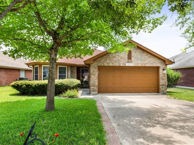 13113 Rochester Ln