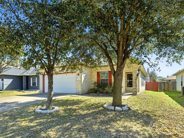 13313 Marie Ln