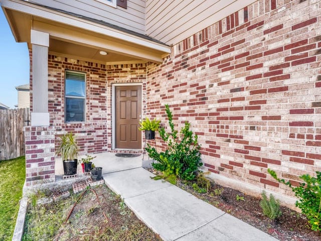 13400 Dolley Madison St