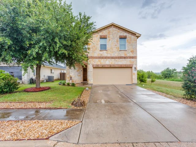 13408 Ring Dr