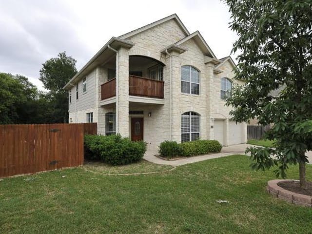13525 Campesina Dr