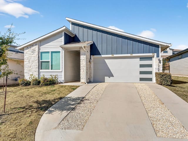 13704 Bavarian Forest DR