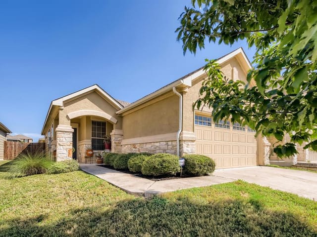 1416 Canopy Creek Way