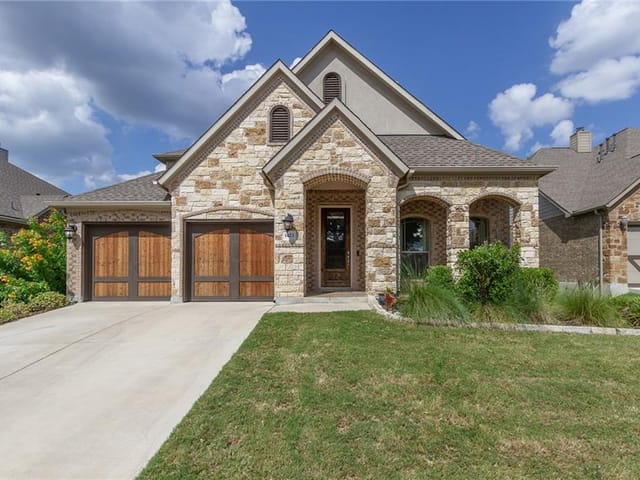 1423 Rowan DR