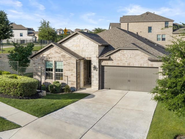 1424 Castalo LN