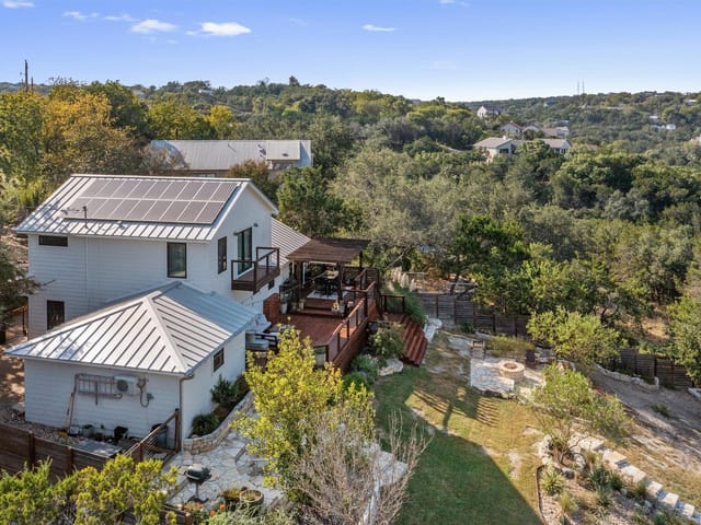 14402 Hunters Pass