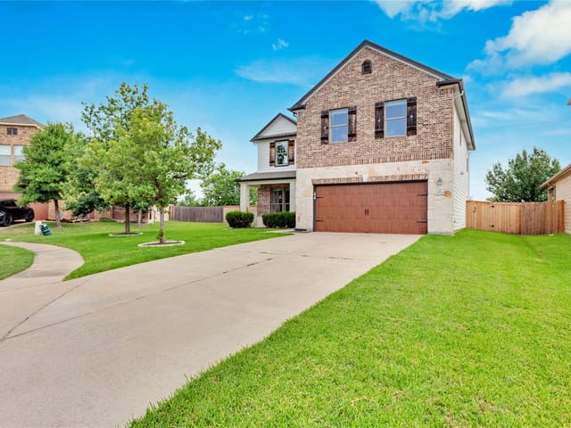 14724 Lake Victor Dr