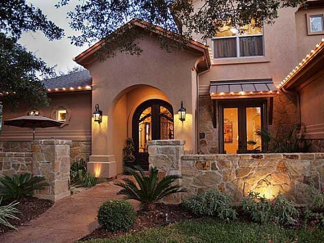 15011 Sutton DR