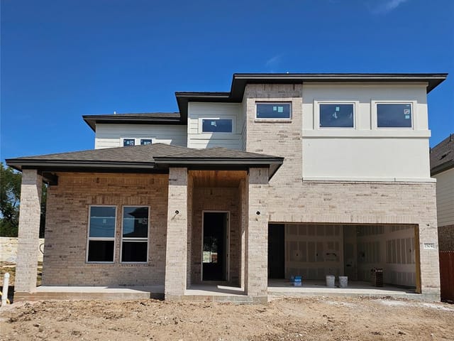 1504  Cardinal Ln