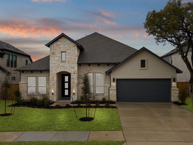 1505 Amanda Paige DR