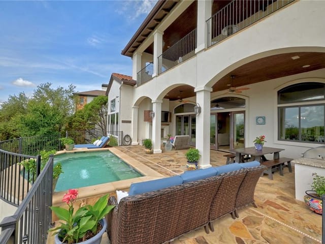 15086 Warbler Dr