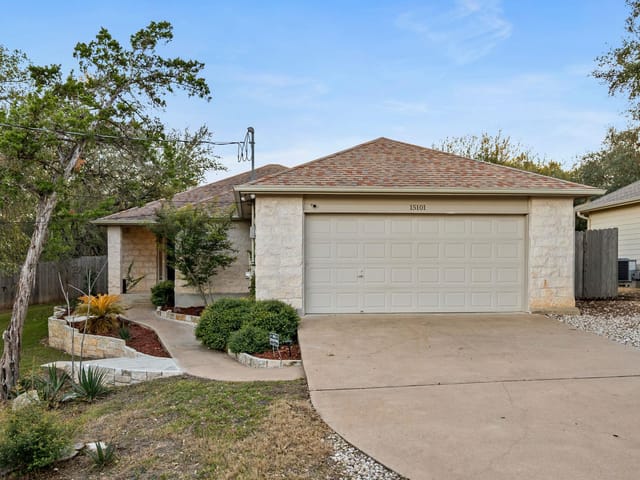 15101 N Flamingo Dr