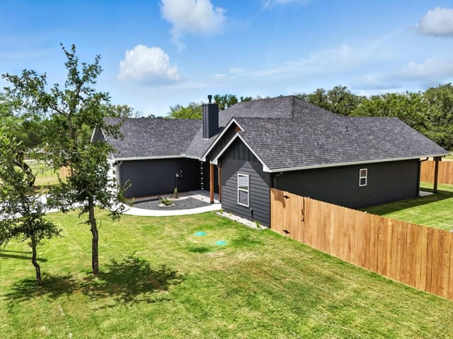 1515  Green Valley Ln