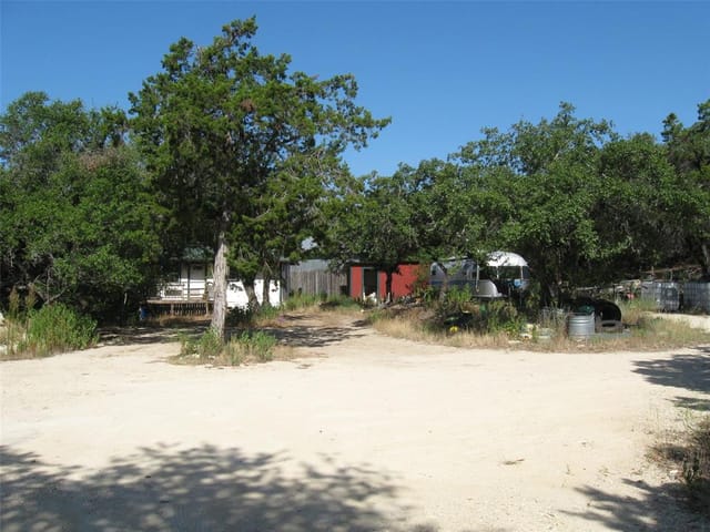 15209 & 15205 Dexler Dr