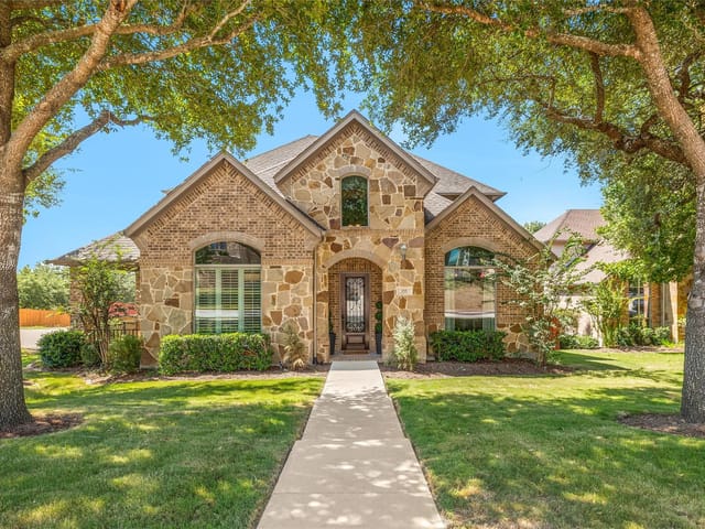 155 Empire Ct