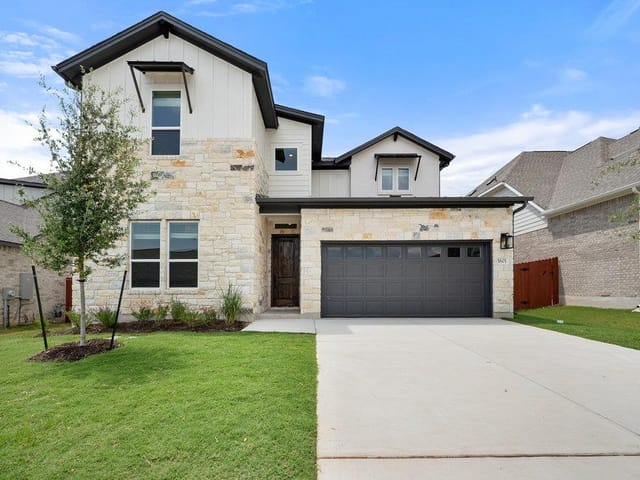 1601  Cardinal Ln  