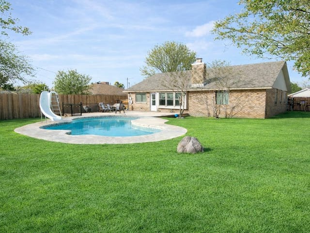 1609 Woodhill DR