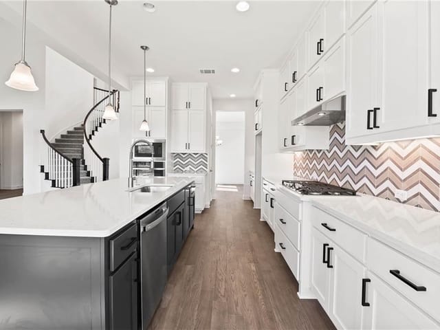 164 Pear Tree Ln