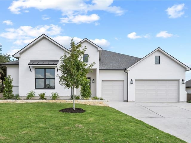 166 Seneca Dr
