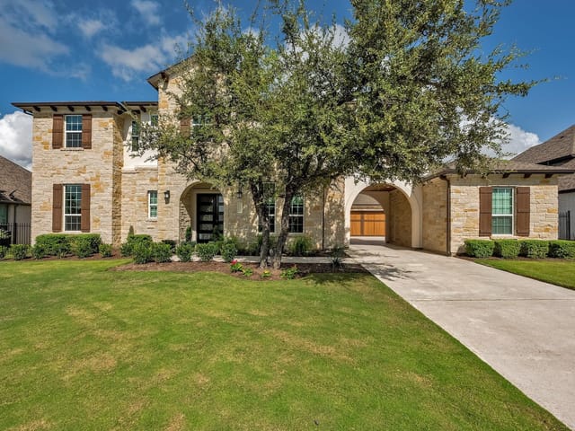 167 Greenlawn Cv