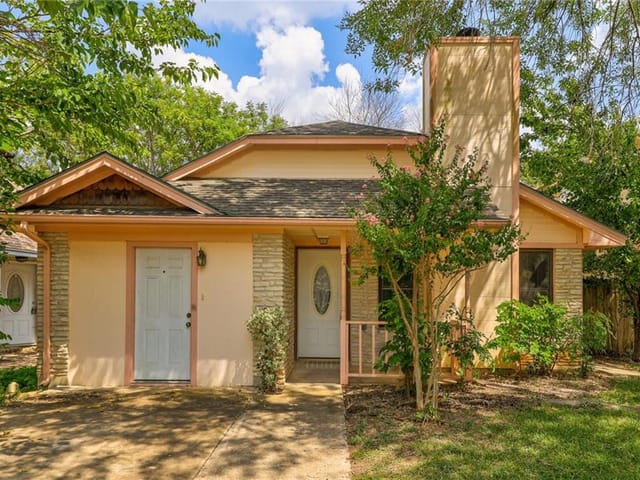 16821 Whitebrush Loop