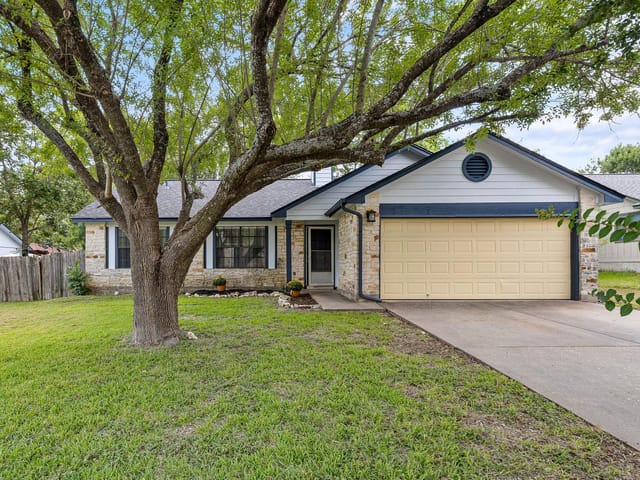 1705 Laurel Path