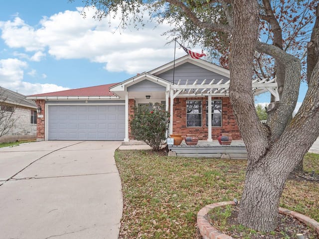 1724 Darjeeling DR
